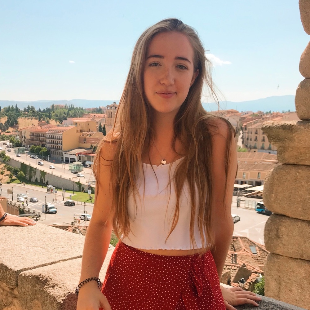 Meet your Posher, Leah